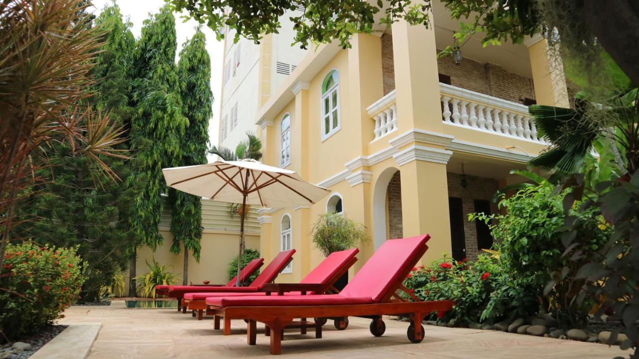 La Villa Battambang Exterior photo